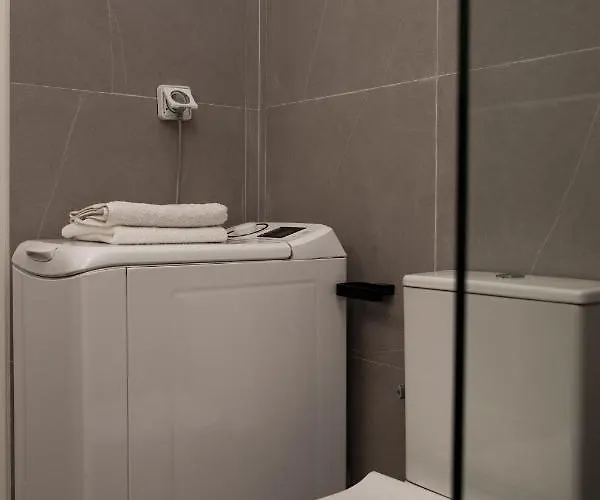 Seafront Luxury Apartamento *