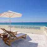 アパート Seafront Luxury