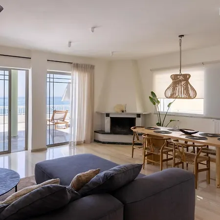 公寓 Seafront Luxury 罗希姆诺
